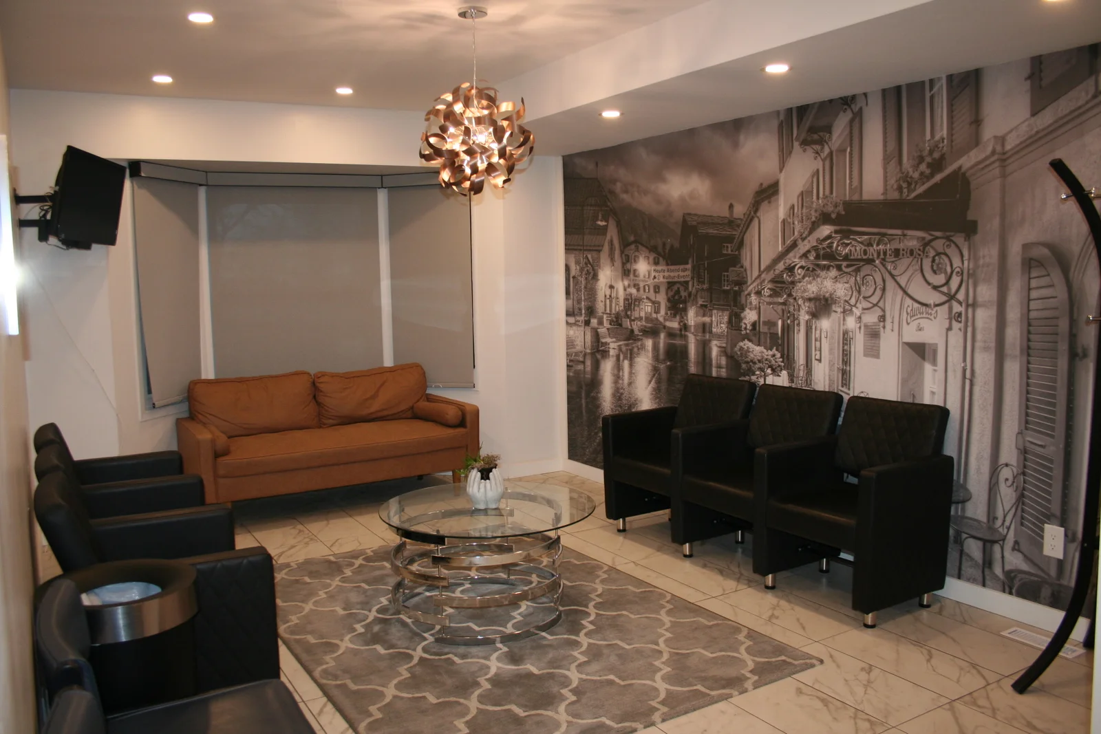 Our private, second-floor patient waiting area